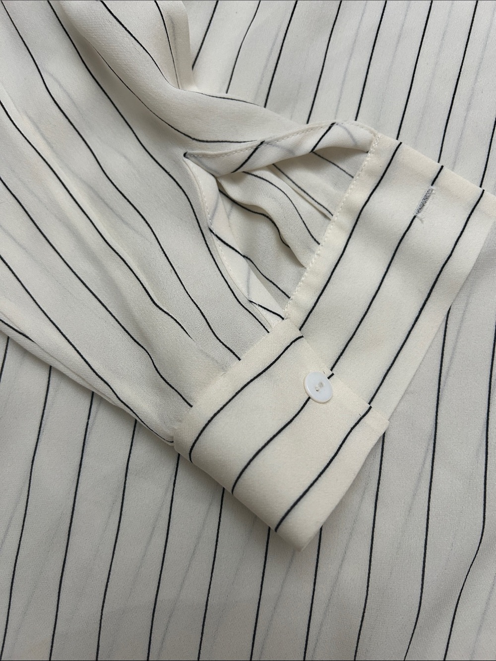 Charter Club Silk Cream Button-Down Shirt with black Pinstripes size 14 W - Picture 8 of 15